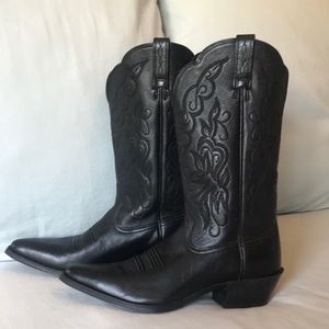 Ariat Ladies Size 7B Black Cowgirl Boots